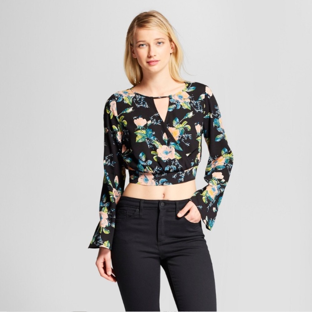 2 for $8 Target crop top🌺